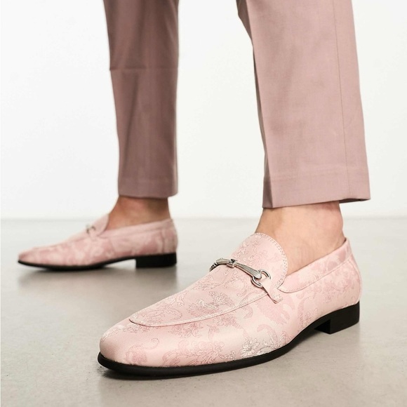 ASOS DESIGN loafers in pink jacquard print - Picture 2 of 6